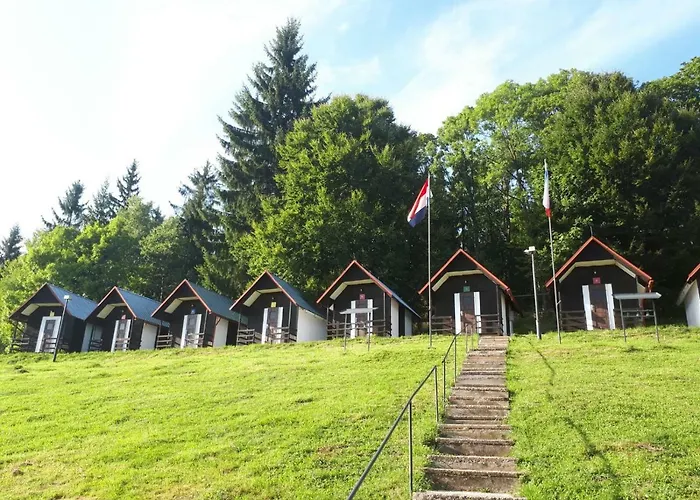 营地 Olivin Hiker Huts *